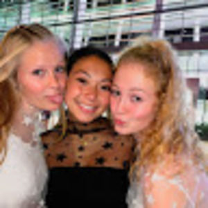 Meet your Posher, Helena